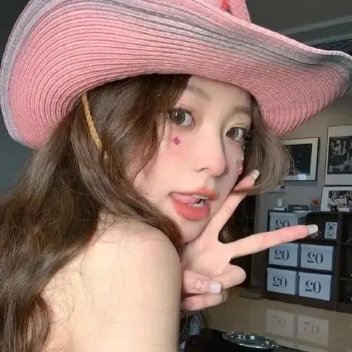 与彩云相遇2023